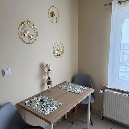 Gemuetliches 5 - Mit Kueche Und Bad Zur Eigennutzung -schuster Homes- Lejlighed