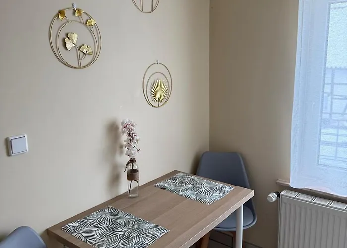 Gemuetliches 5 - Mit Kueche Und Bad Zur Eigennutzung -schuster Homes- Appartement